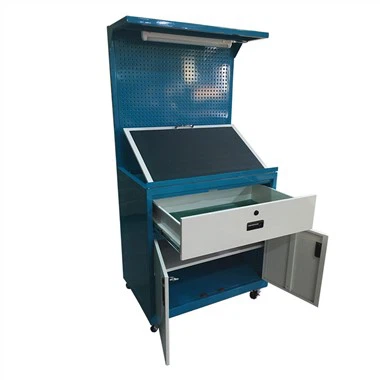 Garaaži töölaud sahtlitega